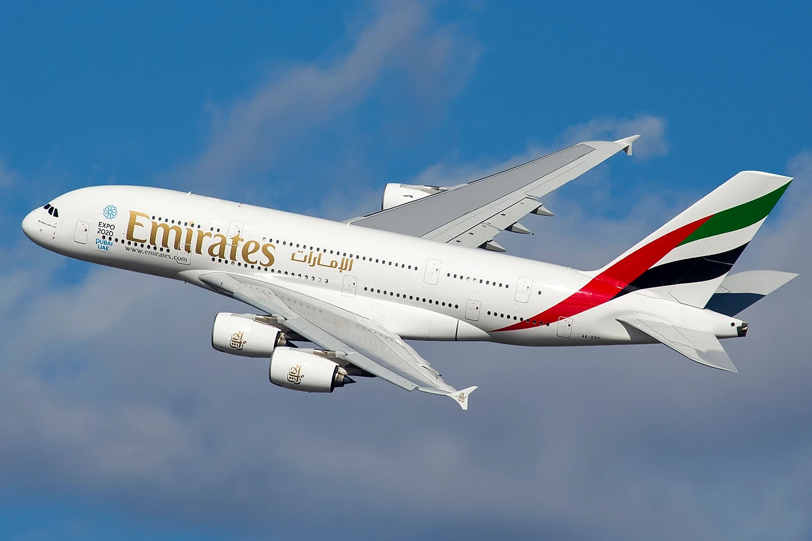 The Airbus A380, a very large wide-body airliner. It first flew in 2005 and was manufactured until 2021. Its maximum takeoff mass is 575,000 kg. Its wings feature a comparatively low aspect ratio of 7.8 due to being constrained by the “80 m box” (wingspan 79.75 m). Photo credit Maarten Visser.